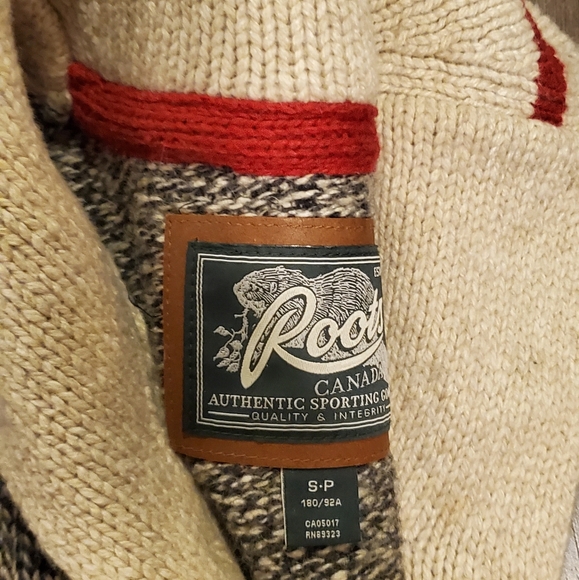 Roots Cabin Sweater - Picture 3 of 3